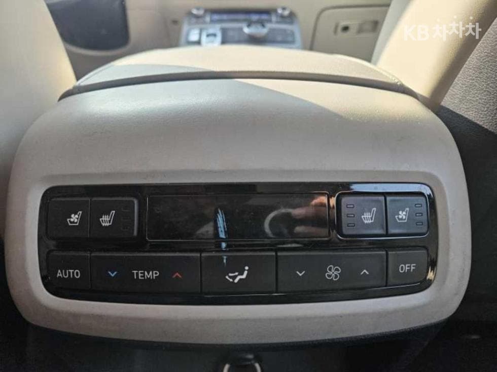 Hyundai Palisade3.8 Gasoline 7-seater (Limousine) Prestige - 11