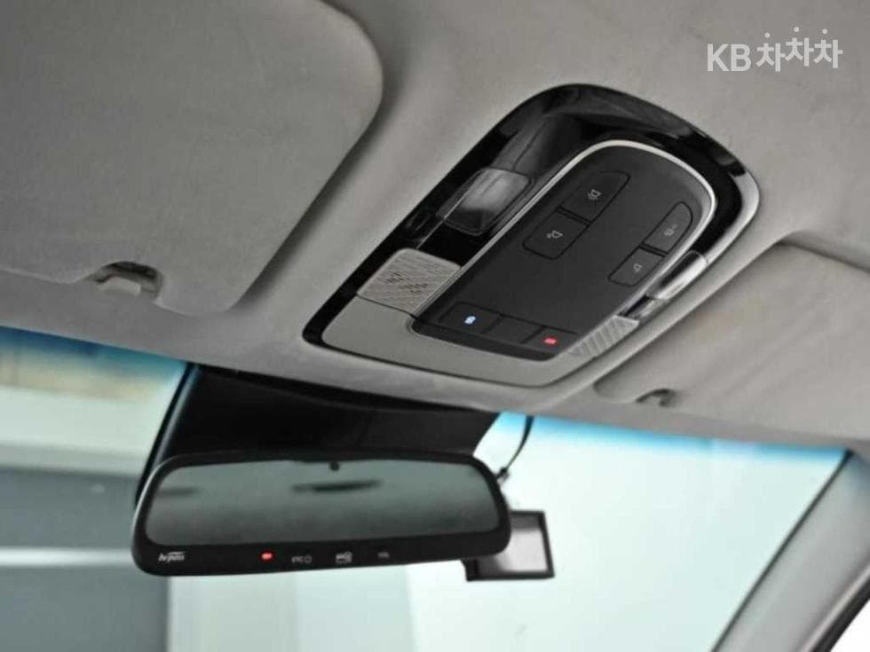 Hyundai Palisade3.8 Gasoline 7-seater (Limousine) Prestige - 19