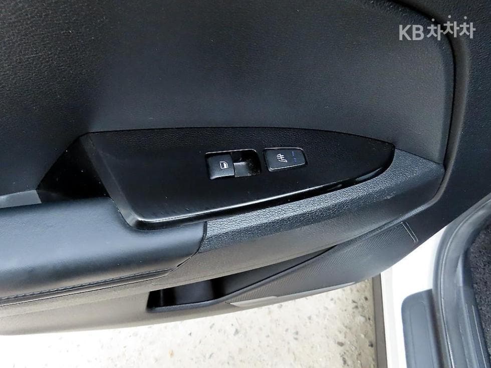 Kia The All New SportageD2.0 2WD Noblesse - 16