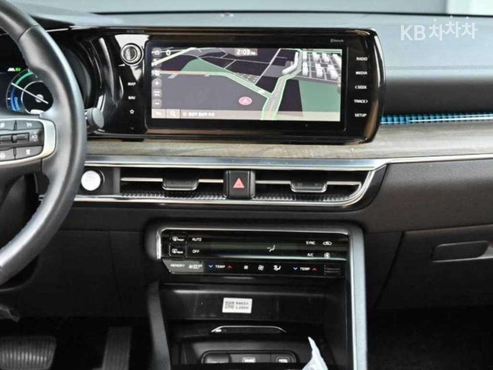 Kia The New (facelift) K5 Hybrid 3rd Gen2.0 HEV Signature - 14