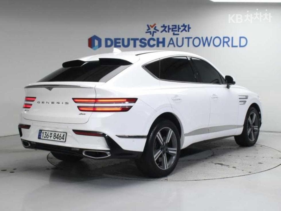 Genesis GV802.5 Turbo Gasoline AWD - 2