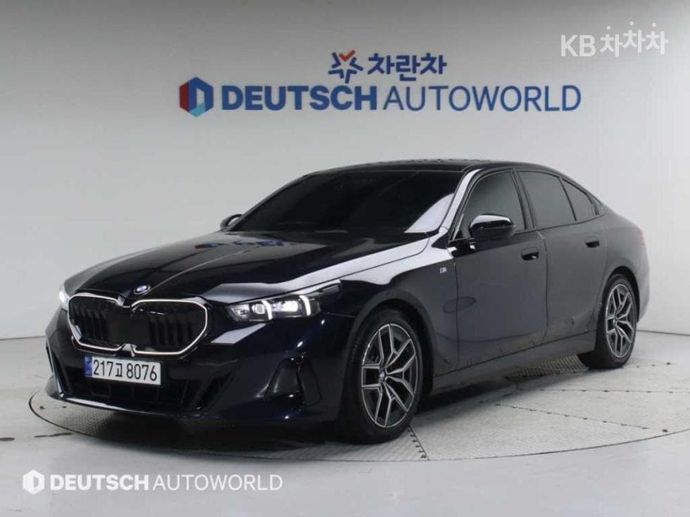 BMW New5 Series(G60) 520i SE - Image 1