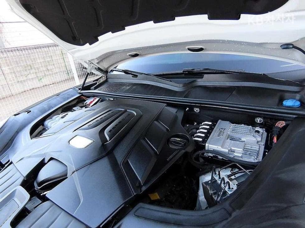 Porsche Cayenne(9Y0)3.0 Standard - 19