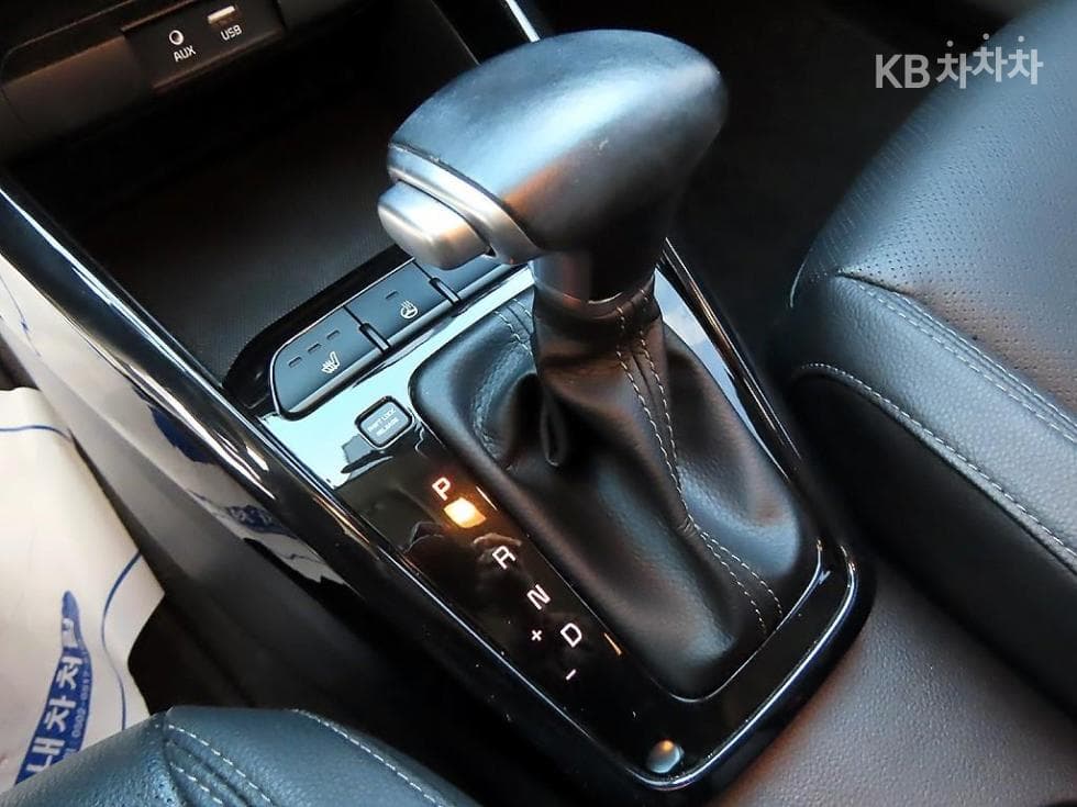 Kia StonicDiesel 1.6 VGT Trendy - 10