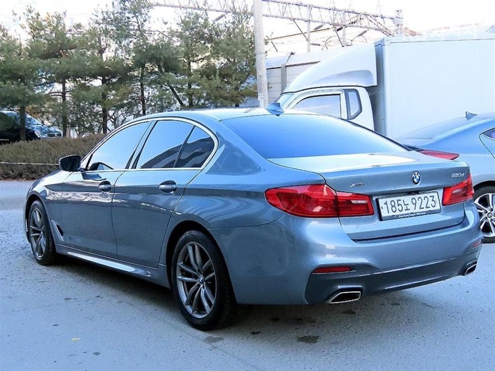 BMW 올New5 Series (G30)520d xDrive M Sport Package Plus - 3