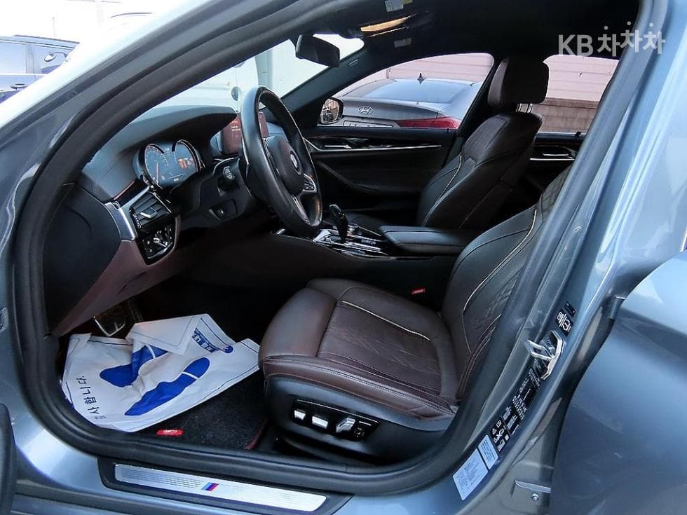 BMW 올New5 Series (G30)520d xDrive M Sport Package Plus - 5