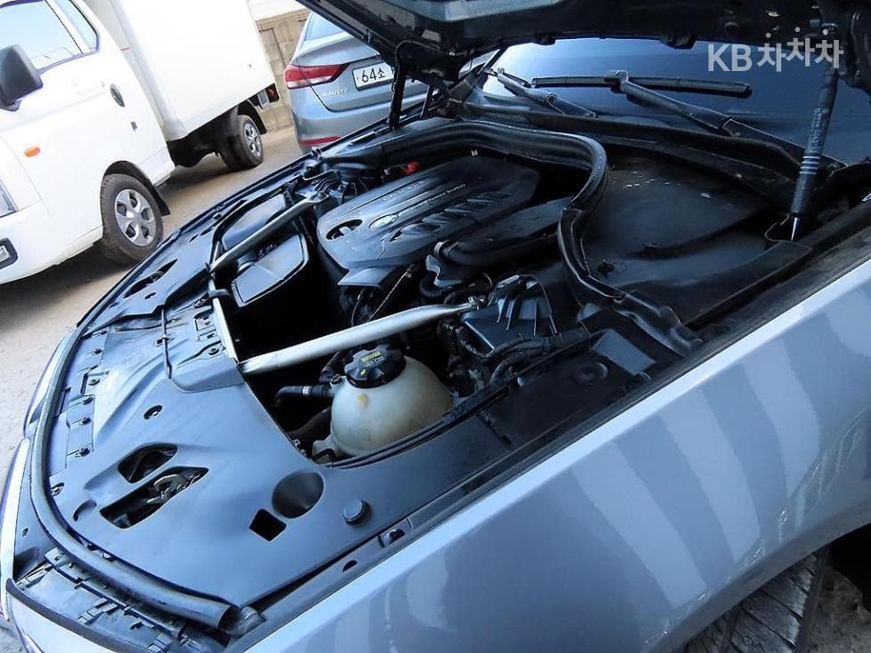 BMW 올New5 Series (G30)520d xDrive M Sport Package Plus - 19