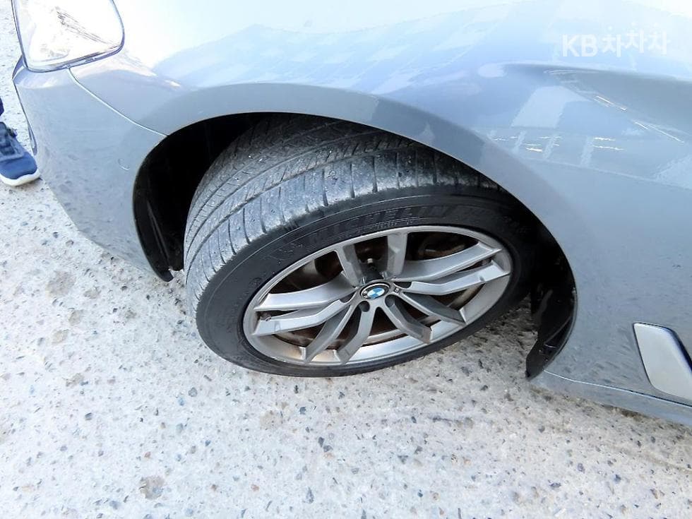 BMW 올New5 Series (G30)520d xDrive M Sport Package Plus - 20