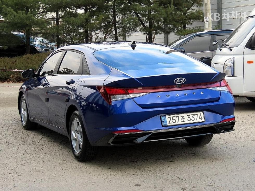 Hyundai All New Avante (Elantra)(CN7)1.6 Gasoline Modern - 3