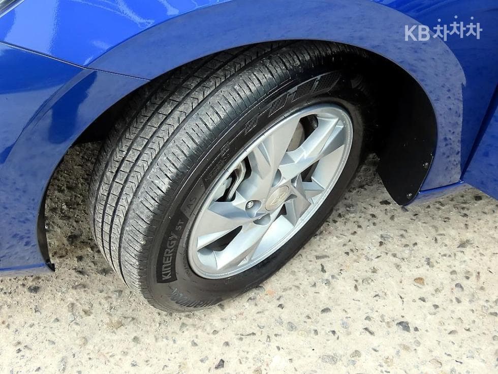 Hyundai All New Avante (Elantra)(CN7)1.6 Gasoline Modern - 20