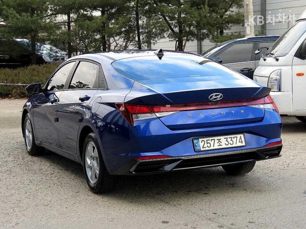 Hyundai All New Avante (Elantra)(CN7)1.6 Gasoline Modern - 3