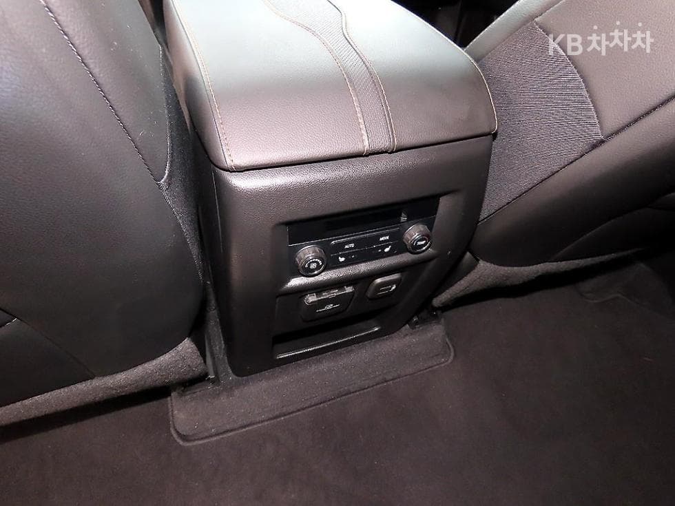 GM Korea 트래버스3.6 V6 Premier - 16