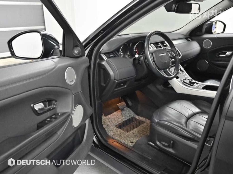 Land Rover Range Rover Evoque5-door 2.0 TD4 SE - 11