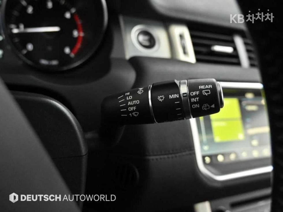 Land Rover Range Rover Evoque5-door 2.0 TD4 SE - 16