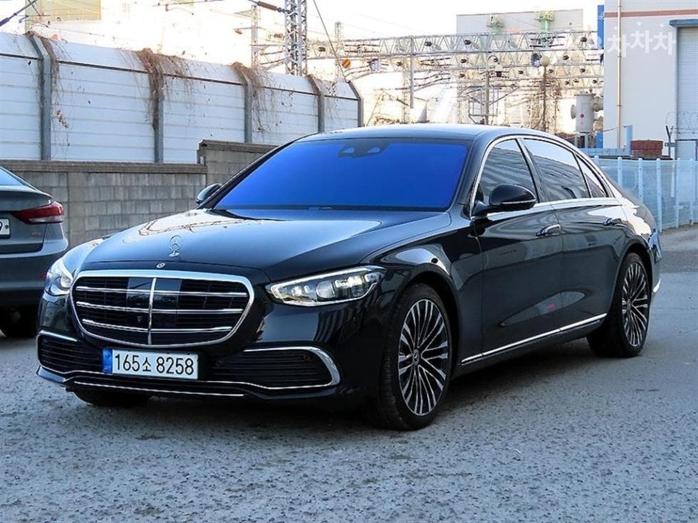 Mercedes-Benz S-Class W223 S580L 4Matic Standard - Image 1
