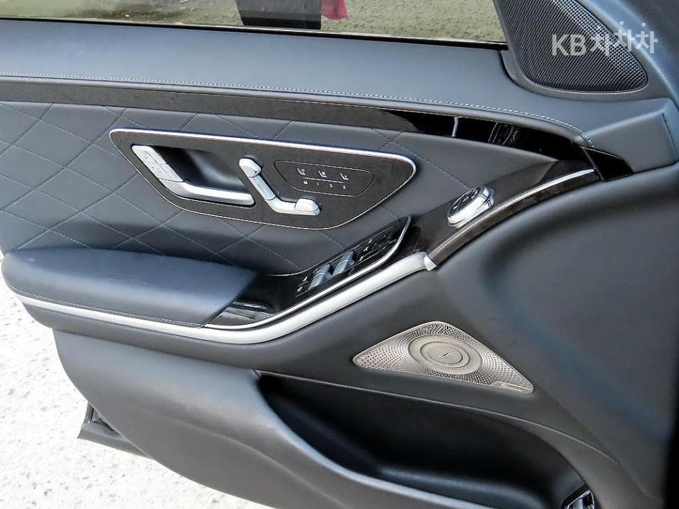 Mercedes-Benz S-Class W223S580L 4Matic Standard - 12