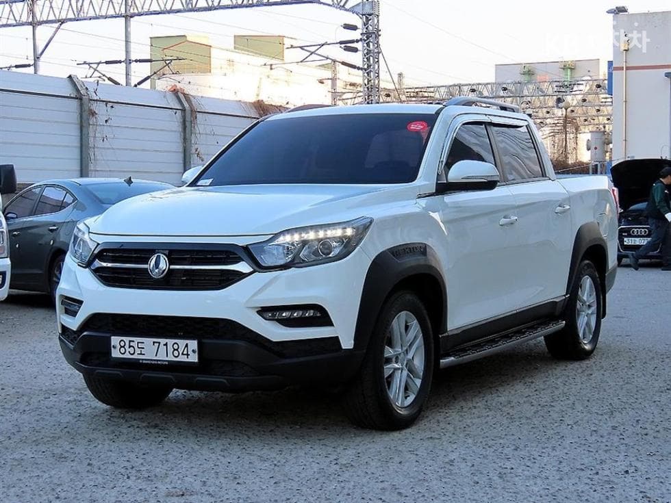 KG Mobility Rexton 스포츠 2.2 2WD Prestige - Image 1