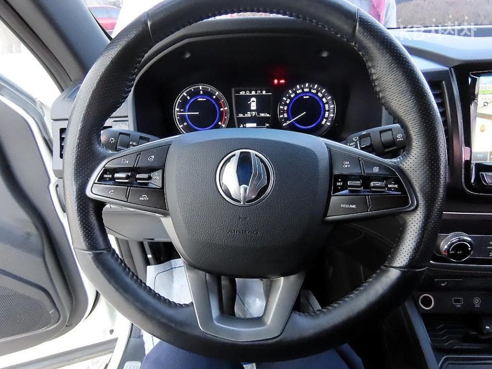 KG Mobility Rexton 스포츠2.2 2WD Prestige - 9