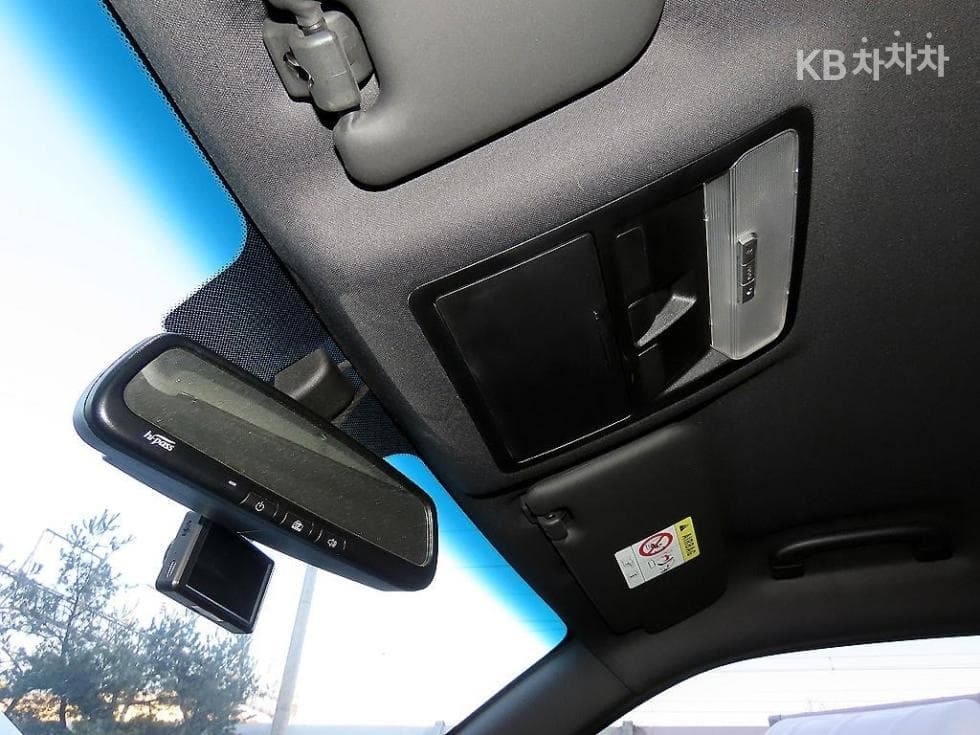 KG Mobility Rexton 스포츠2.2 2WD Prestige - 17