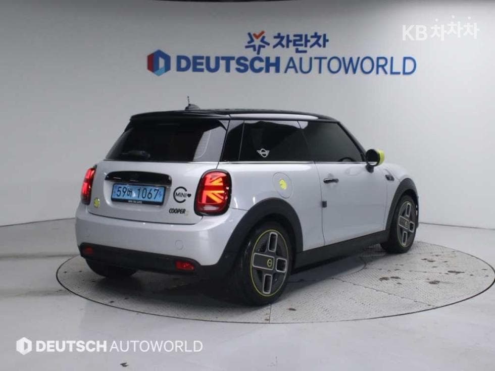 Mini Cooper SEElectric Standard - 2