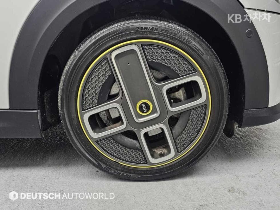 Mini Cooper SEElectric Standard - 5