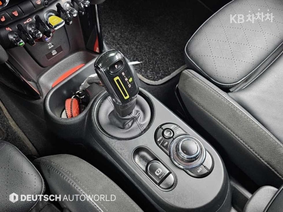 Mini Cooper SEElectric Standard - 9