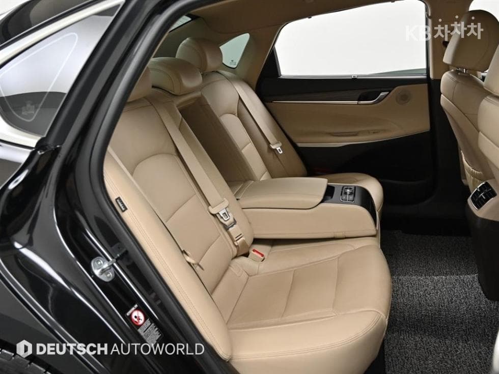 Hyundai Grandeur (Azera)IG3.0 Exclusive Standard - 12