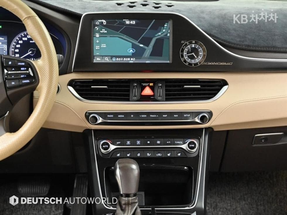 Hyundai Grandeur (Azera)IG3.0 Exclusive Standard - 14