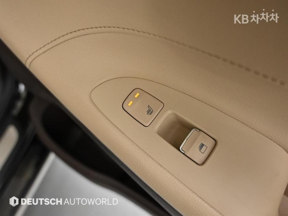 Hyundai Grandeur (Azera)IG3.0 Exclusive Standard - 16