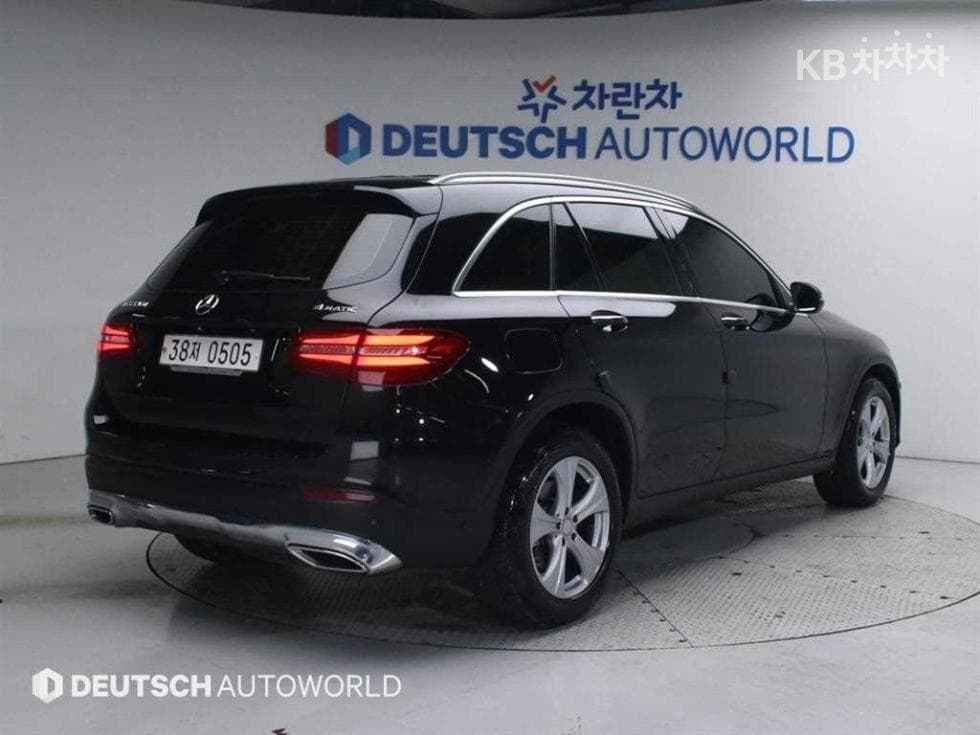 Mercedes-Benz GLC(X253)220 d 4Matic Standard - 2