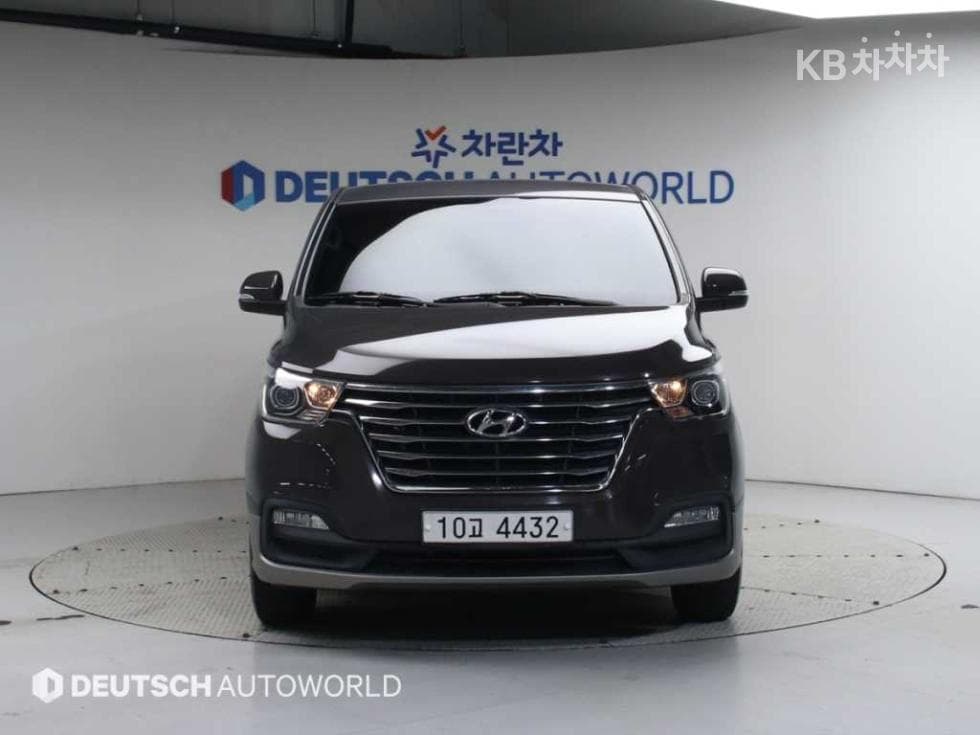 Hyundai The New (facelift) 그랜드 Star렉스어반 9-seater Exclusive - 3