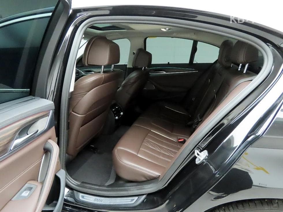 BMW 올Нов5 Серия (G30)530i Luxury - 13