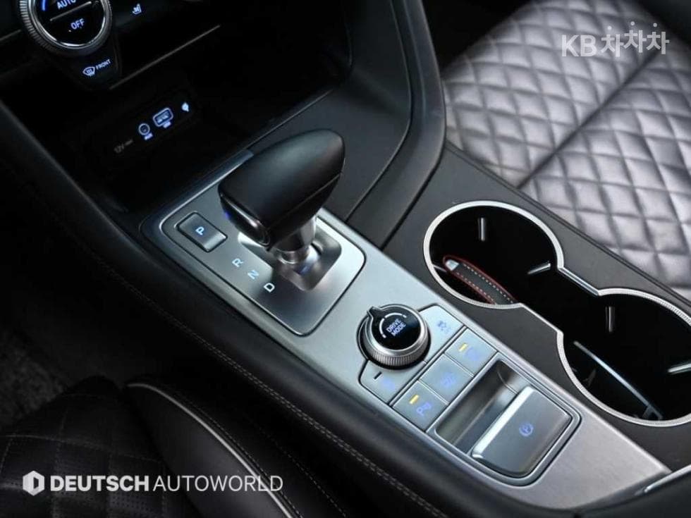 Genesis G70 SPORT3.3T SPORT AWD Supreme - 9