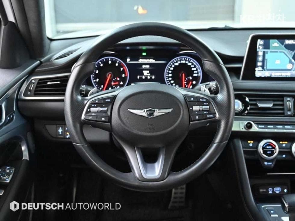 Genesis G70 SPORT3.3T SPORT AWD Supreme - 13