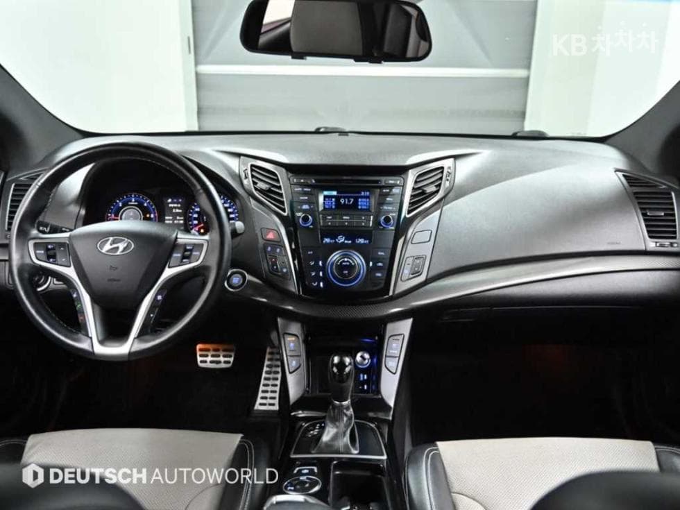 Hyundai The New (facelift) i401.7 VGT 디 스펙 - 7