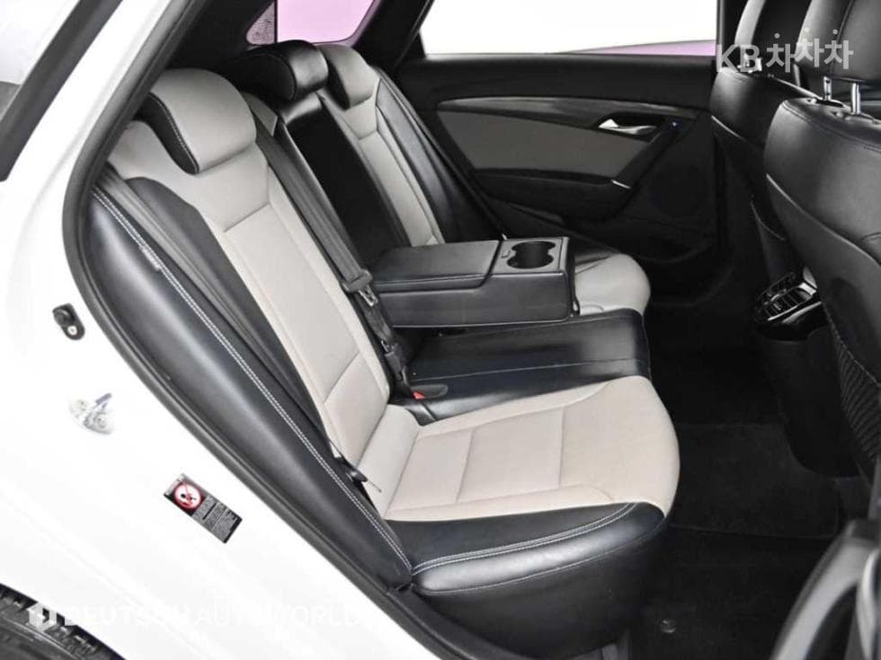 Hyundai The New (facelift) i401.7 VGT 디 스펙 - 12