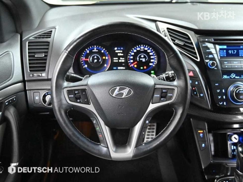 Hyundai The New (facelift) i401.7 VGT 디 스펙 - 13