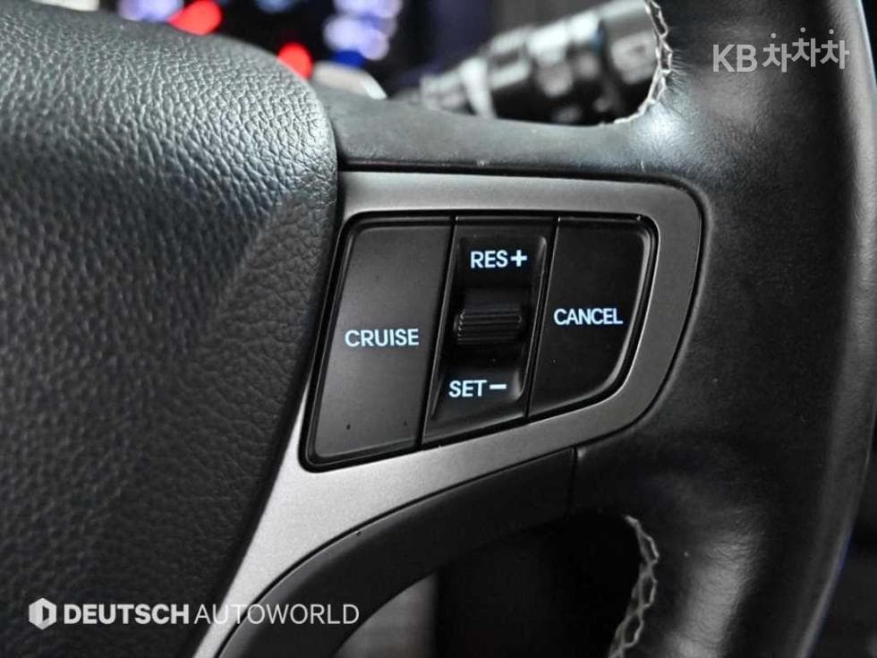 Hyundai The New (facelift) i401.7 VGT 디 스펙 - 18