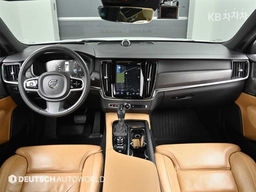 Volvo V90 CCD5 AWD - 7