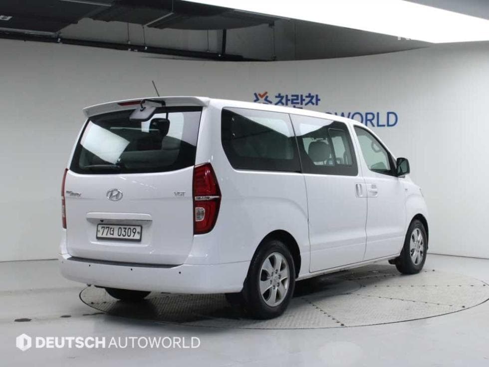 Hyundai The New (facelift) 그랜드 Star렉스웨건 12-seater Smart - 2