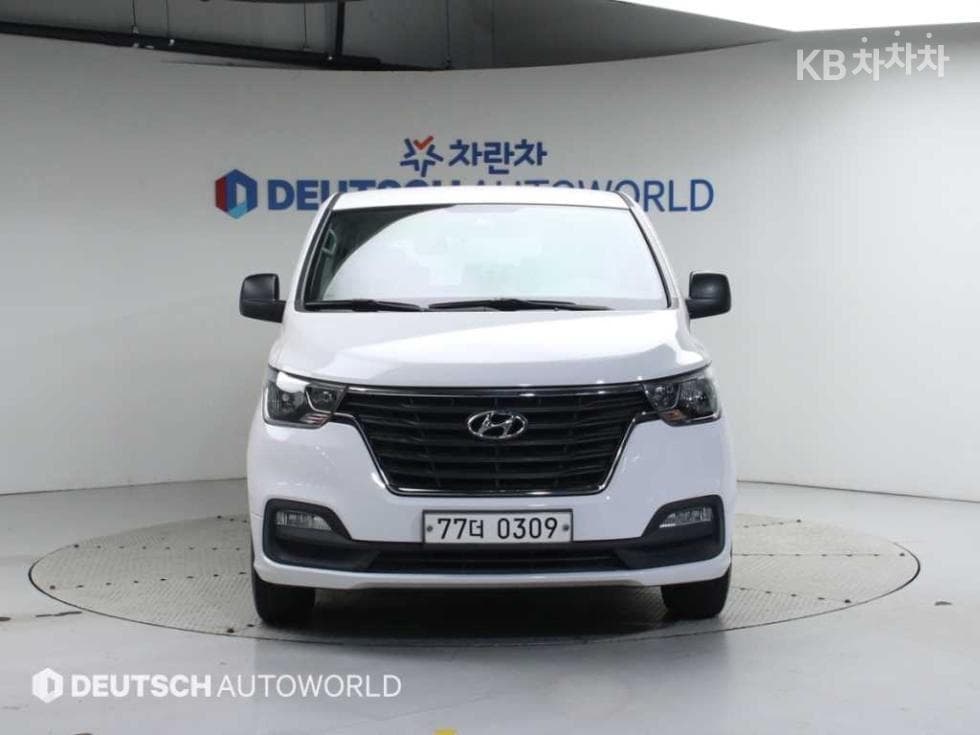 Hyundai The New (facelift) 그랜드 Star렉스웨건 12-seater Smart - 3