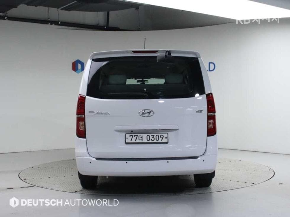 Hyundai The New (facelift) 그랜드 Star렉스웨건 12-seater Smart - 4