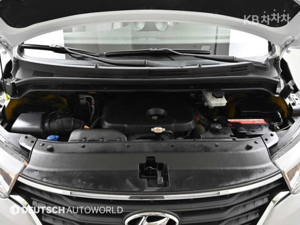 Hyundai The New (facelift) 그랜드 Star렉스웨건 12-seater Smart - 6