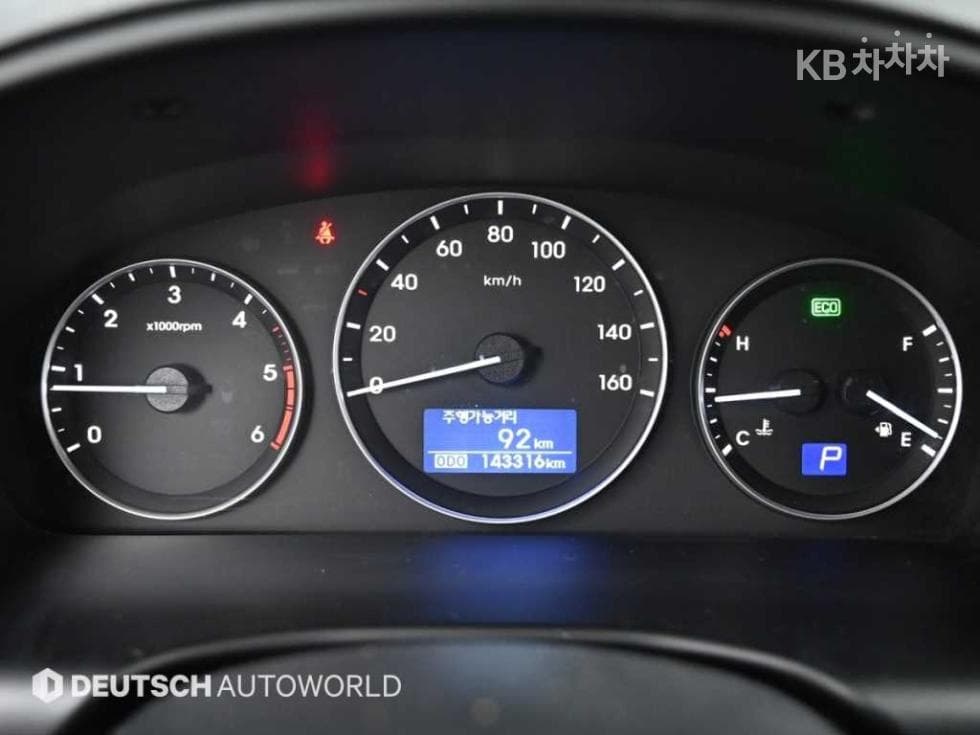 Hyundai The New (facelift) 그랜드 Star렉스웨건 12-seater Smart - 8