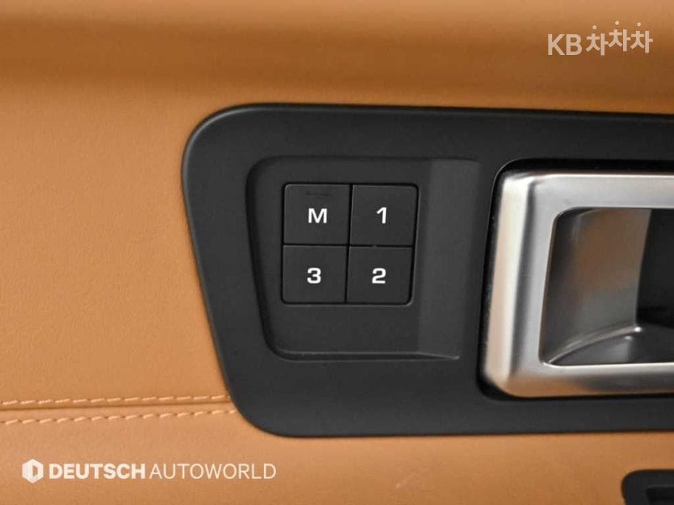 Land Rover 디스커버리 스포츠2.0 TD4 SE - 17