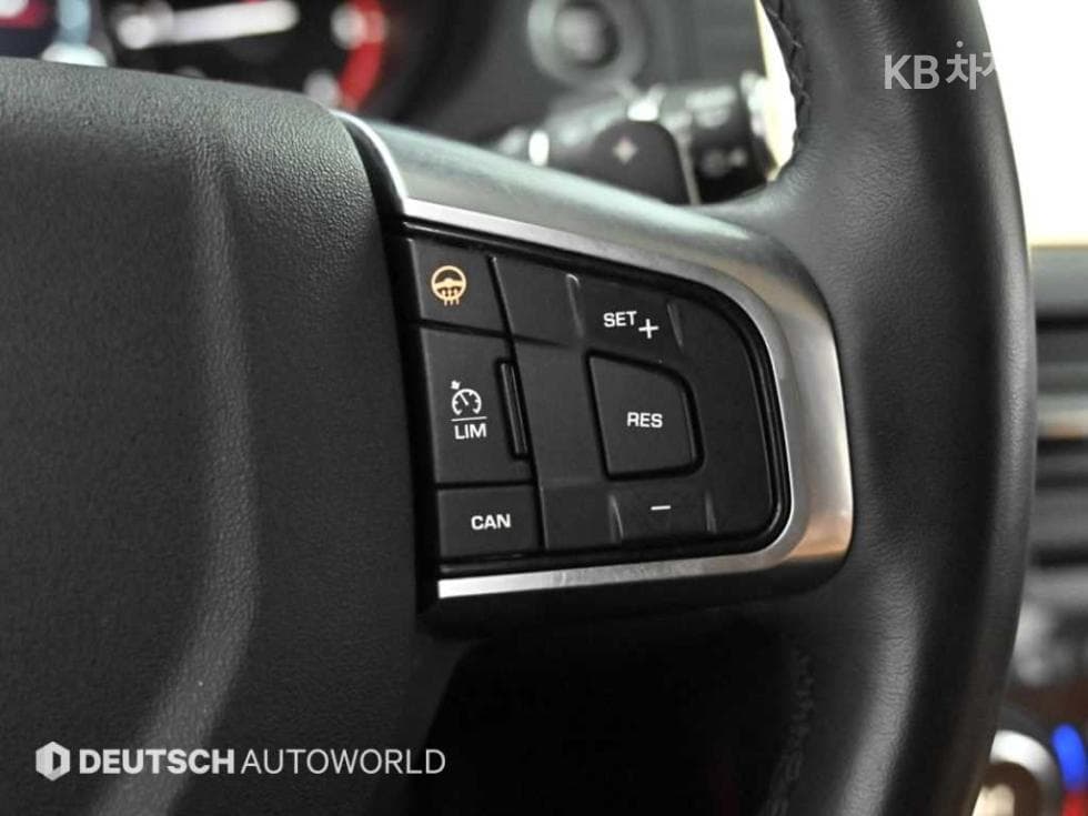 Land Rover 디스커버리 스포츠2.0 TD4 SE - 18