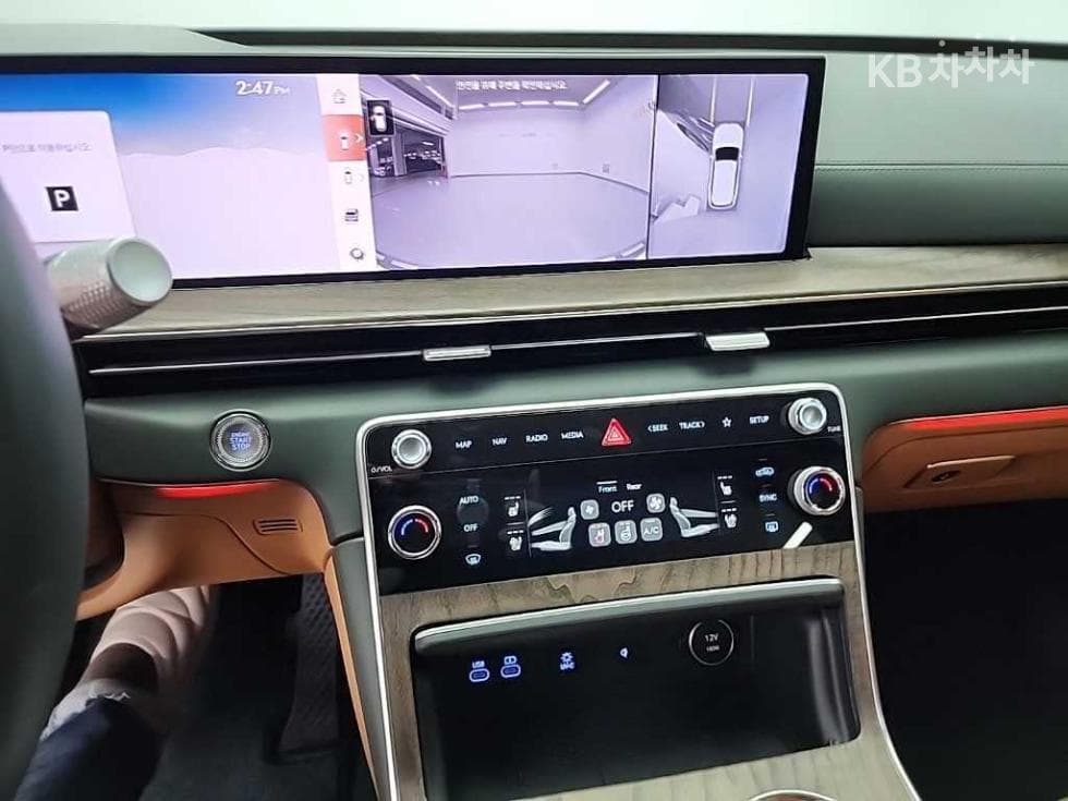 Genesis GV802.5 Turbo Gasoline AWD - 11