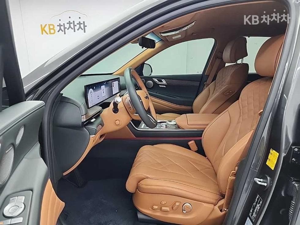 Genesis GV802.5 Turbo Gasoline AWD - 12