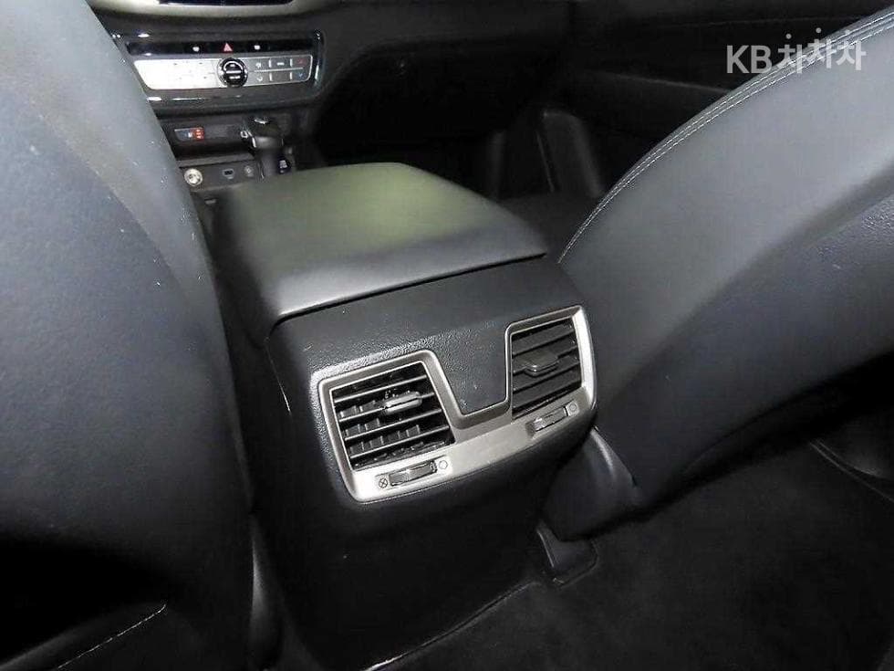 KG Mobility Rexton Sports Khan2.2 Diesel 4WD Pro페셔널 S - 16