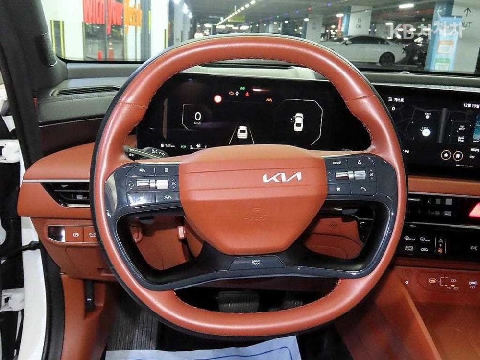 Киа The New (фейслифт) K82.5L бензин Noblesse - 8